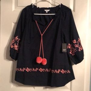 Crown and Ivy Navy top
